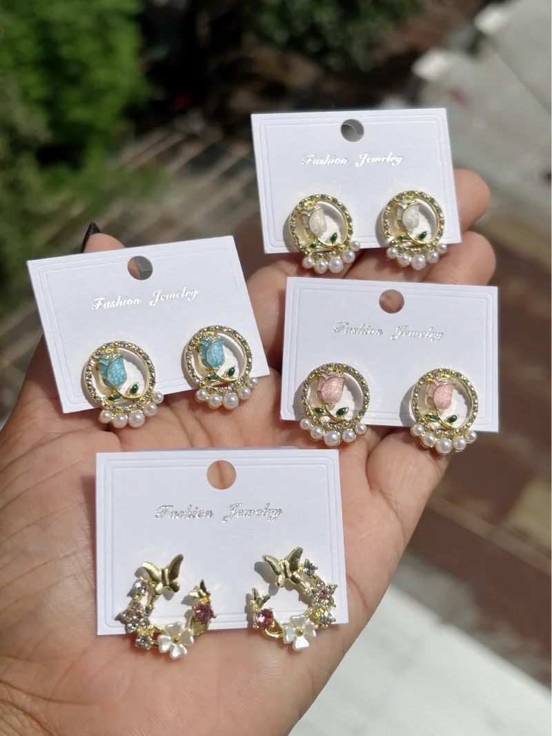 Blooming Tulip Stud Earring
